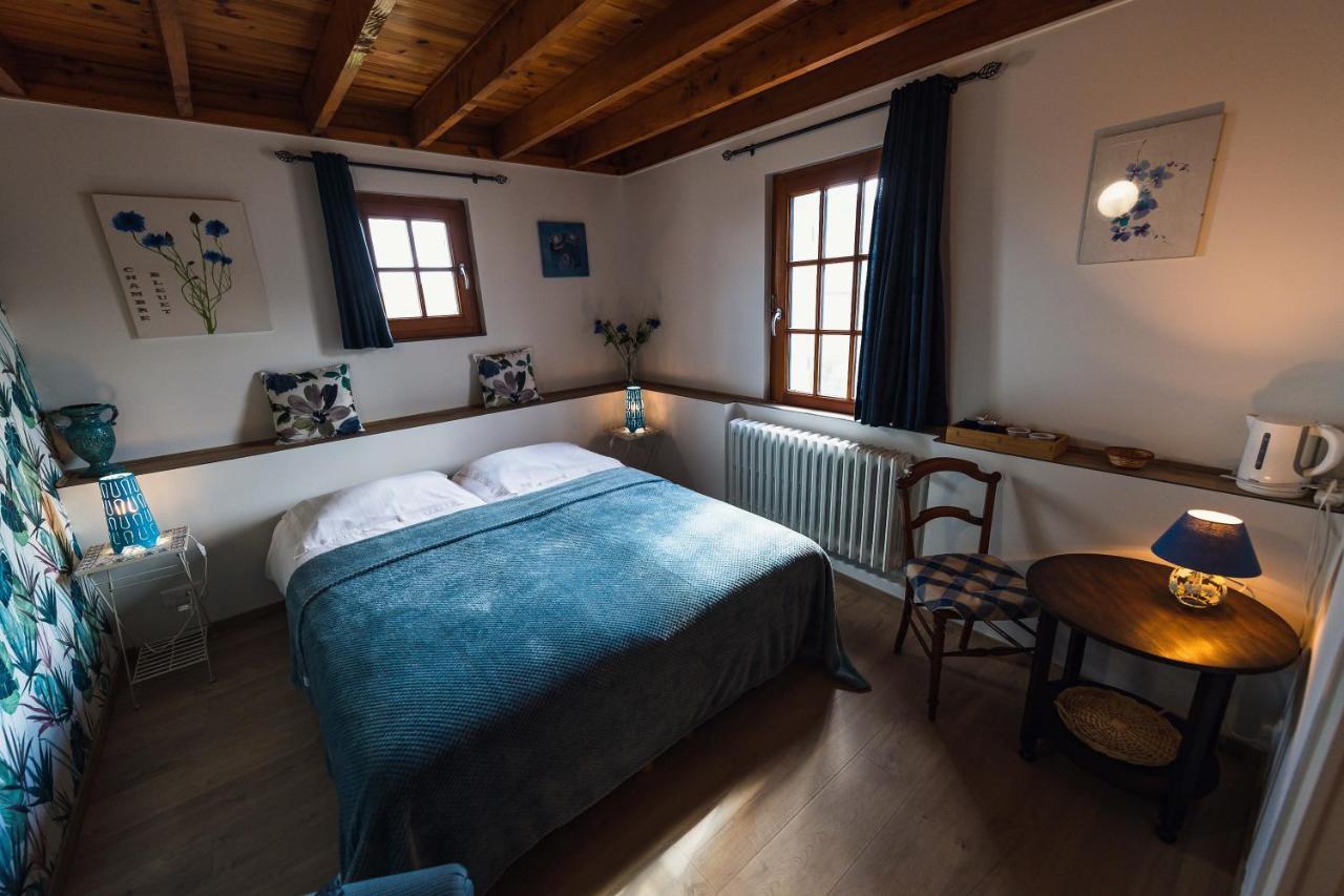 Maison D'Hote La Grange Aux Ayres Olloix Exteriör bild